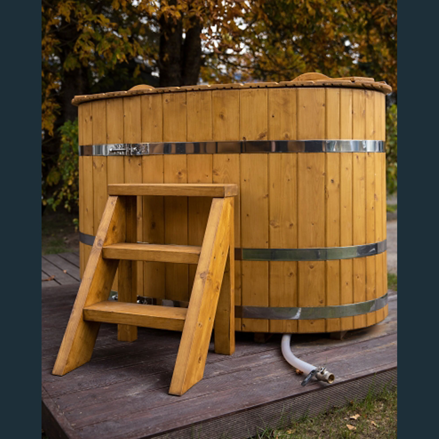 oval-cold-tub-from-spruce-2