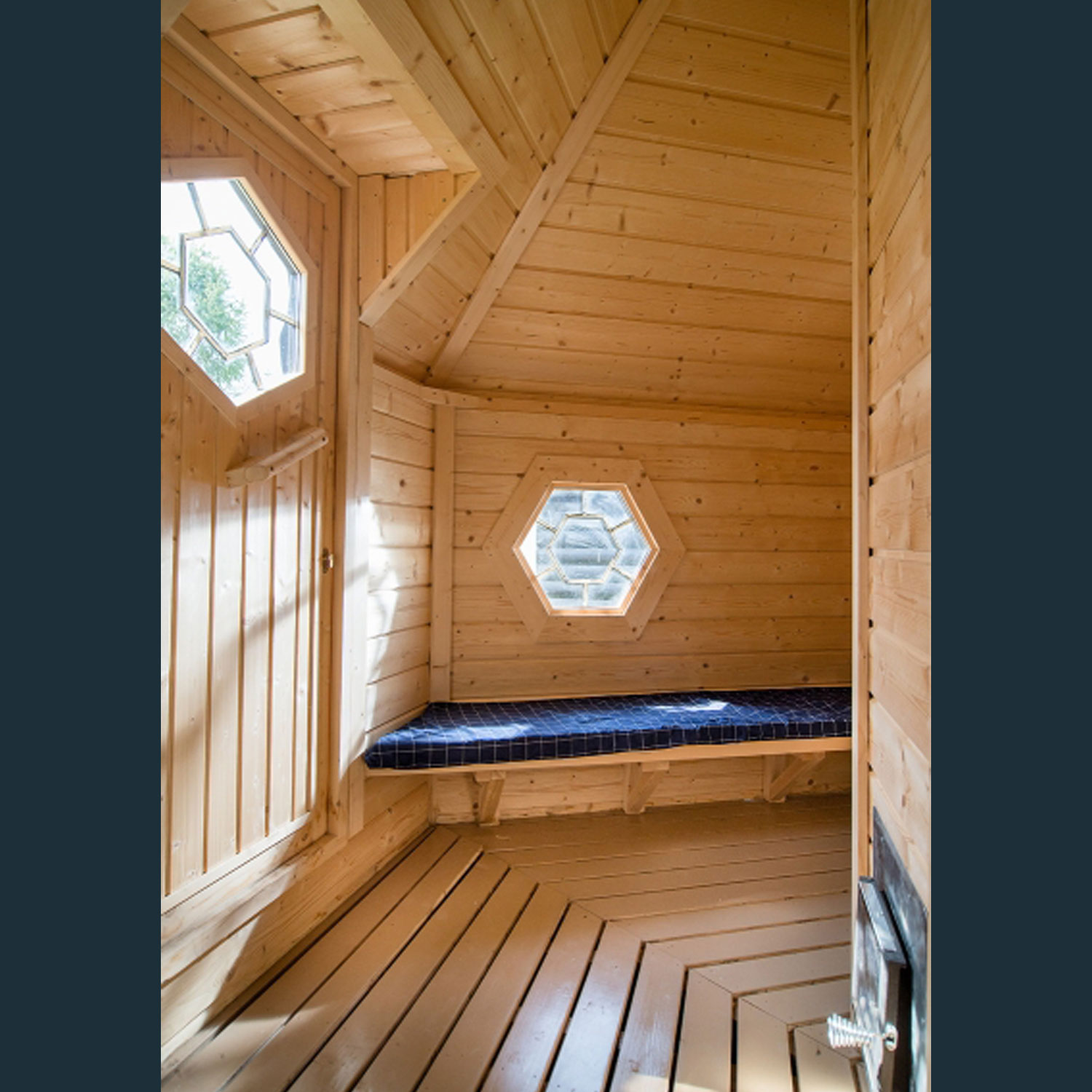 sauna-cabin-9.2m2-with-changing-room-4